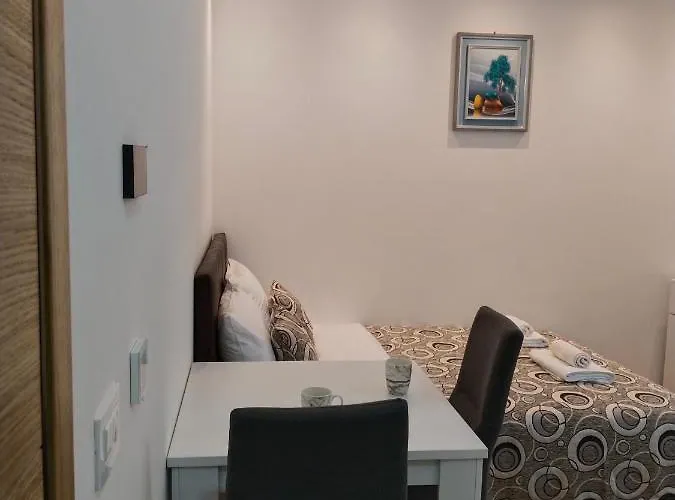 Slavkomana Pino Silvestre Apartman